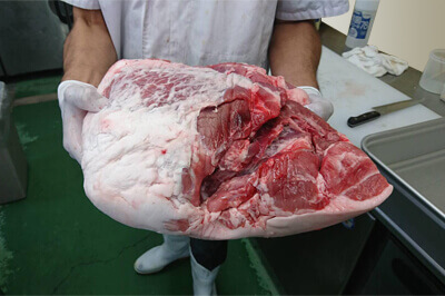 京都ポーク 塊の状態